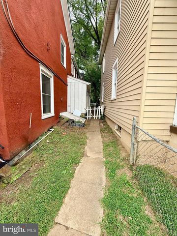 13 MARYLAND AVE N, Brunswick, MD 21716