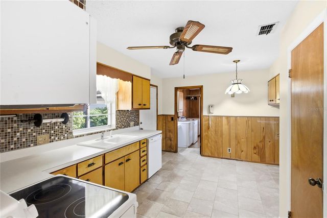 3780 NW COUNTY ROAD 340, Bell, FL 32619