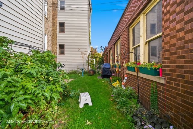 2045 W Farragut Avenue 3, Chicago, IL 60625