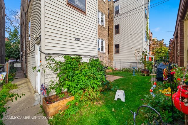 2045 W Farragut Avenue 3, Chicago, IL 60625