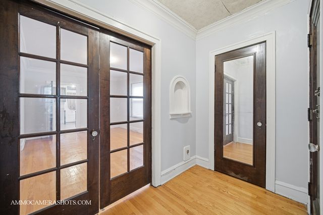2045 W Farragut Avenue 3, Chicago, IL 60625