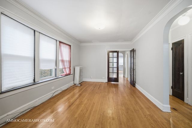 2045 W Farragut Avenue 3, Chicago, IL 60625