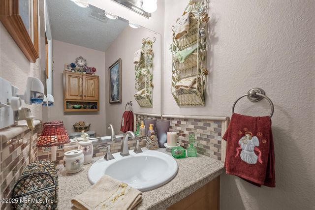 5811 ATLANTIC Boulevard 25, Jacksonville, FL 32207