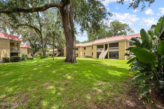 5811 ATLANTIC Boulevard 25, Jacksonville, FL 32207