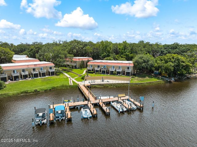 5811 ATLANTIC Boulevard 25, Jacksonville, FL 32207