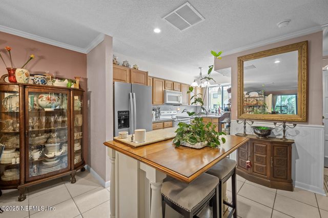 5811 ATLANTIC Boulevard 25, Jacksonville, FL 32207