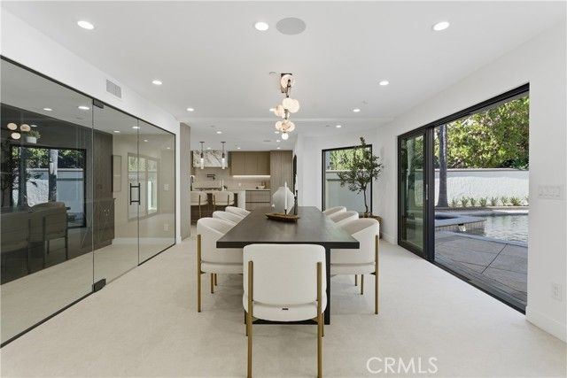 2638 Zorada Drive, Los Angeles, CA 90046