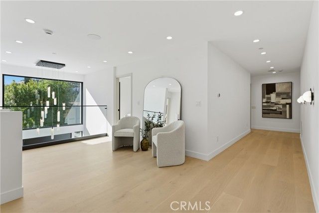 2638 Zorada Drive, Los Angeles, CA 90046