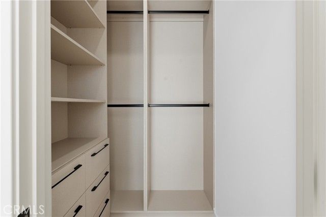 2638 Zorada Drive, Los Angeles, CA 90046