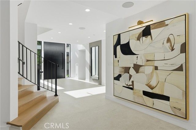 2638 Zorada Drive, Los Angeles, CA 90046