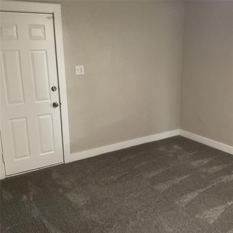 203 W Pine Street, Tuttle, OK 73089