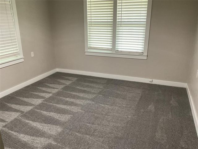 203 W Pine Street, Tuttle, OK 73089