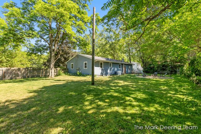 107 Elm Street, Allegan, MI 49010