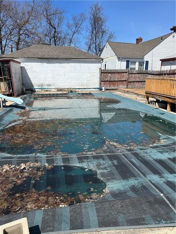 822 Strawberry Field Road, Warwick, RI 02886
