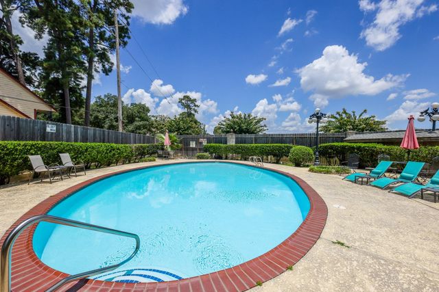 17441 Red Oak Drive 7441, Houston, TX 77090