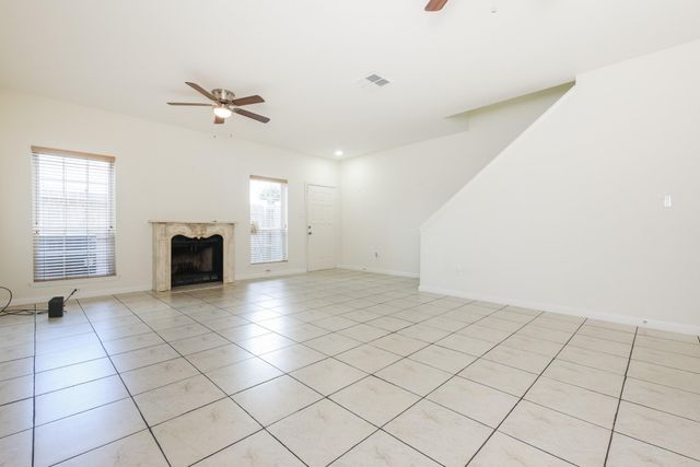 17441 Red Oak Drive 7441, Houston, TX 77090