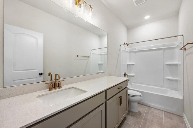 604 Palo Brea LOOP, Hutto, TX 78634