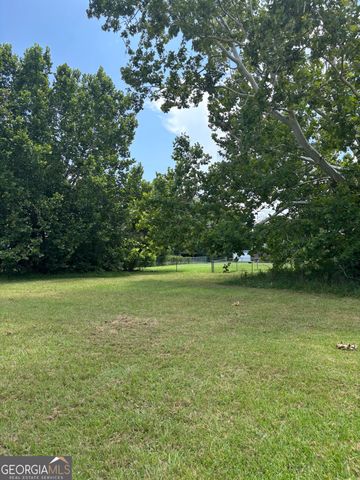300 Deloris Drive, Fort Valley, GA 31030