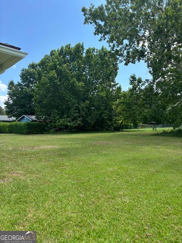 300 Deloris Drive, Fort Valley, GA 31030