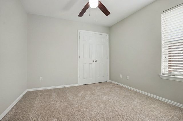 104 Camden Court, Irving, TX 75061