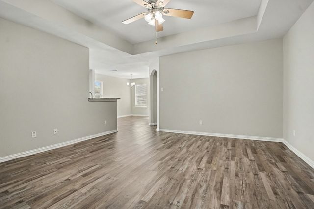 104 Camden Court, Irving, TX 75061