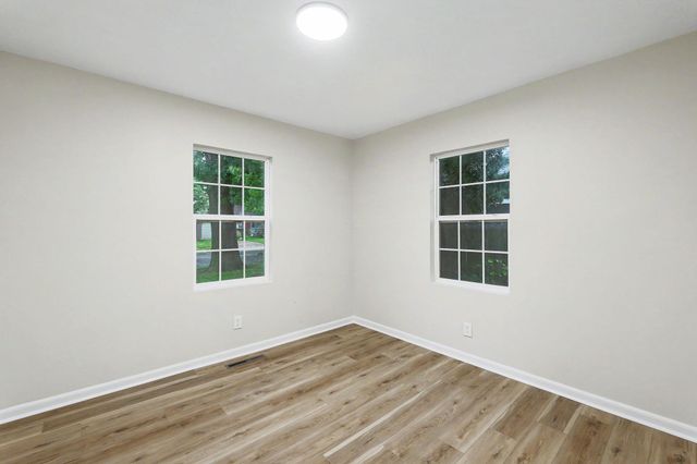 545 S Queen, Maize, KS 67001