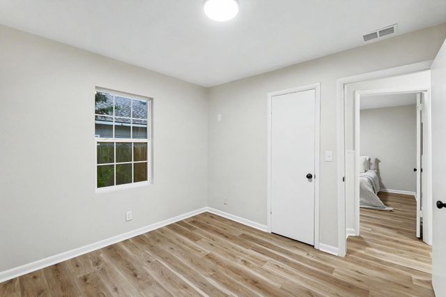 545 S Queen, Maize, KS 67001