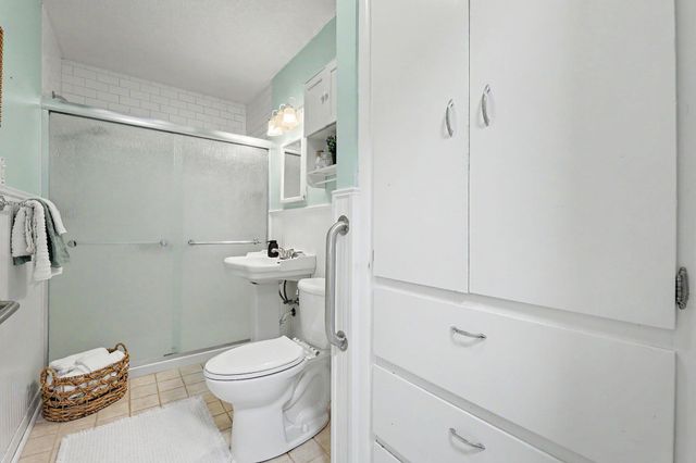545 S Queen, Maize, KS 67001