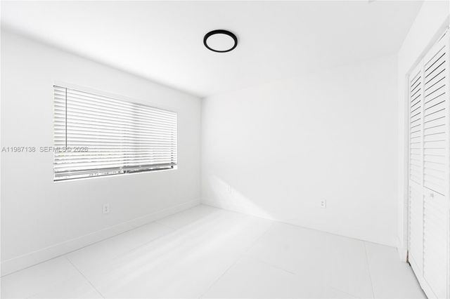 2373 NW 61st St, Miami, FL 33142