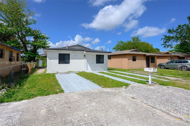 2373 NW 61st St, Miami, FL 33142