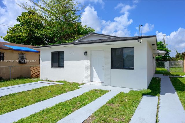 2373 NW 61st St, Miami, FL 33142