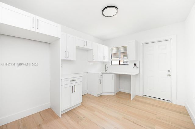 2373 NW 61st St, Miami, FL 33142