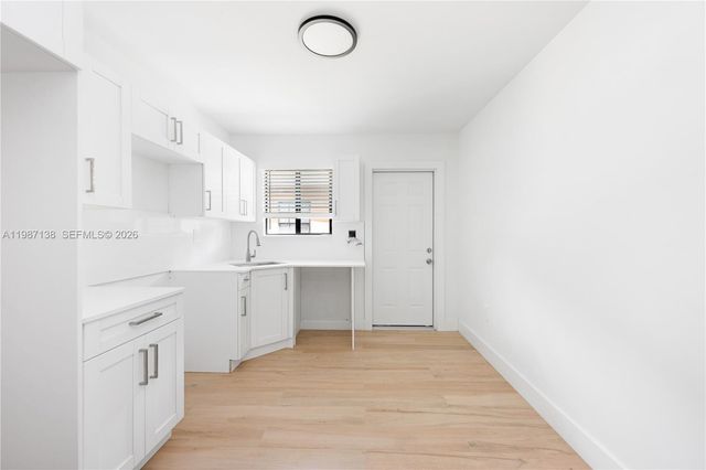 2373 NW 61st St, Miami, FL 33142