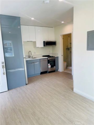 7533 Bovey, Reseda, CA 91335