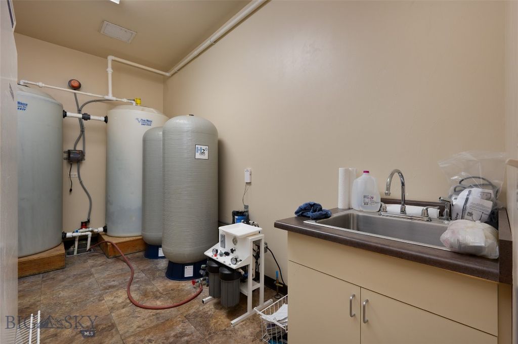 1805 S 22ND Avenue, Bozeman, MT 59718 photo 5