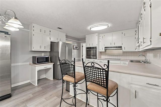 5497 Georgetown Trace SW, Lilburn, GA 30047