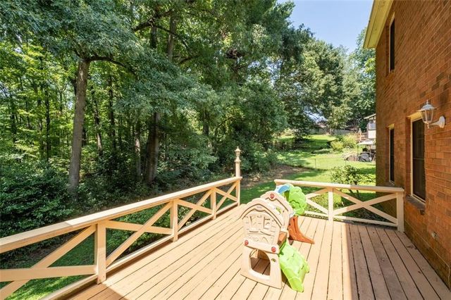 5497 Georgetown Trace SW, Lilburn, GA 30047