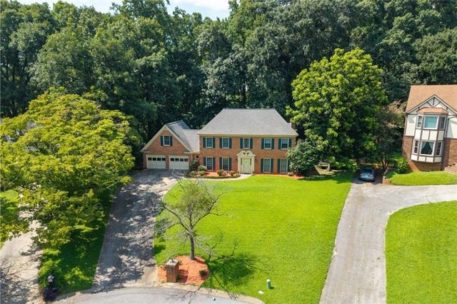 5497 Georgetown Trace SW, Lilburn, GA 30047