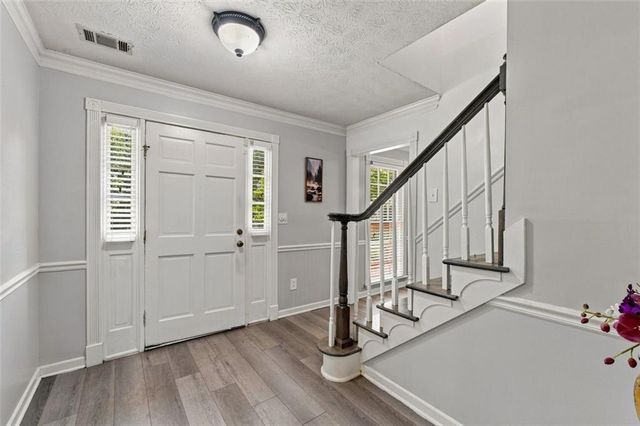 5497 Georgetown Trace SW, Lilburn, GA 30047