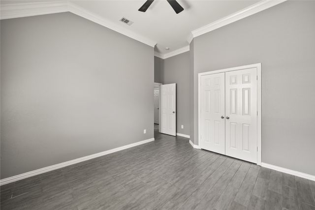 608 Walnut Hollow Drive, Mansfield, TX 76063