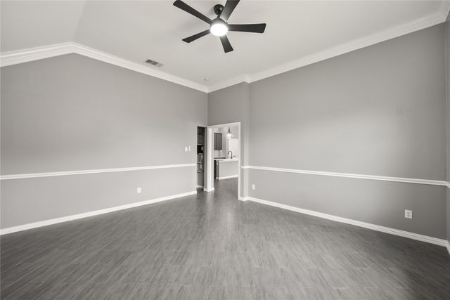 608 Walnut Hollow Drive, Mansfield, TX 76063