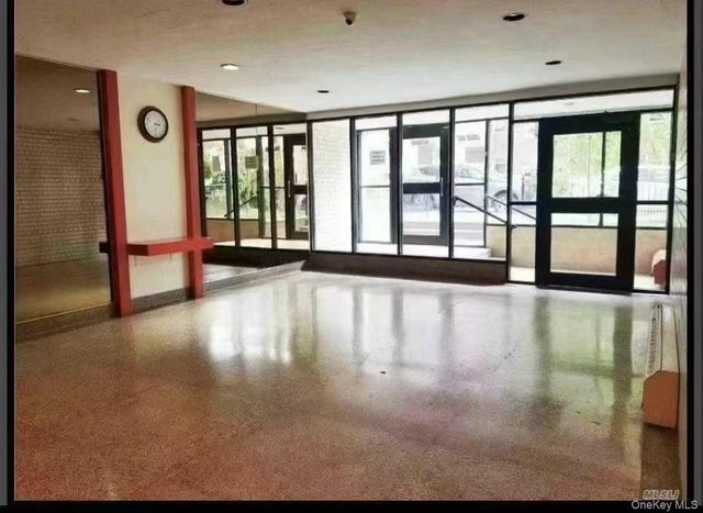 14943 35th Avenue 3I, Flushing, NY 11354