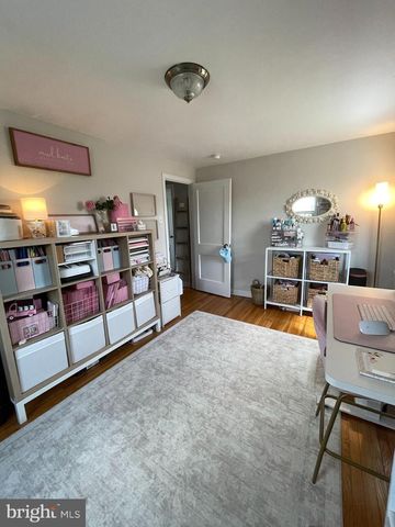 402 ELLIGER AVE, Fort Washington, PA 19034