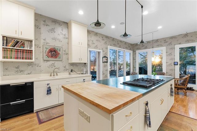 276 Colony TRL, Lanexa, VA 23089