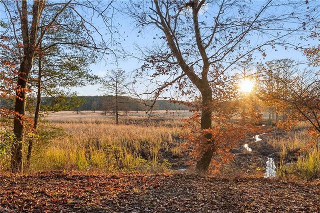 276 Colony TRL, Lanexa, VA 23089