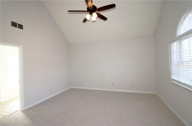 621 Radford Circle, Woodstock, GA 30188