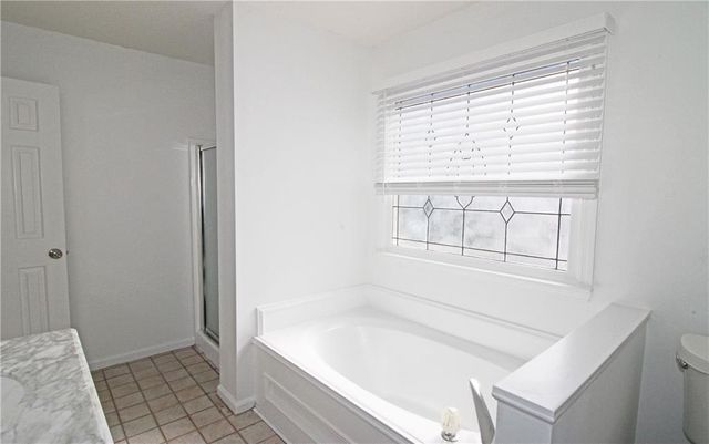 621 Radford Circle, Woodstock, GA 30188