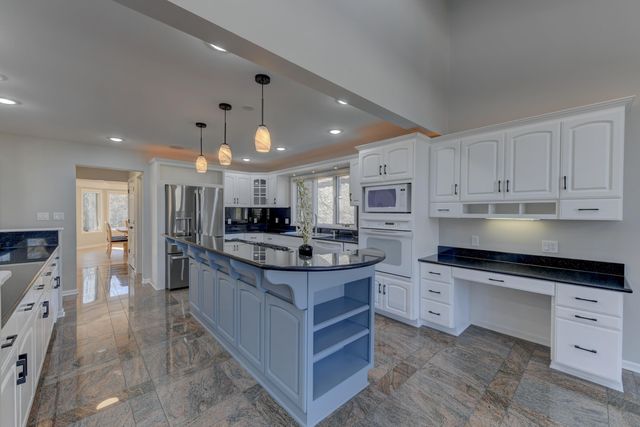 10327 Sandy Lane, Munster, IN 46321