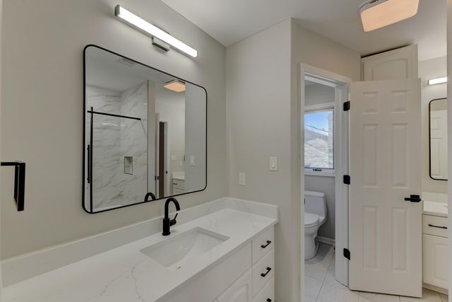 10327 Sandy Lane, Munster, IN 46321