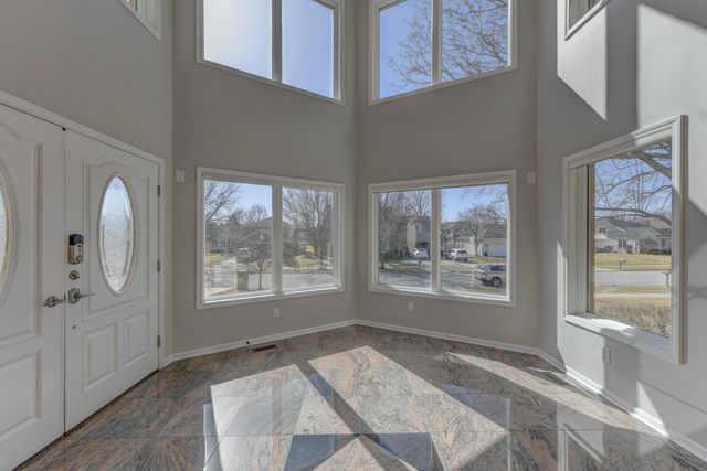 10327 Sandy Lane, Munster, IN 46321